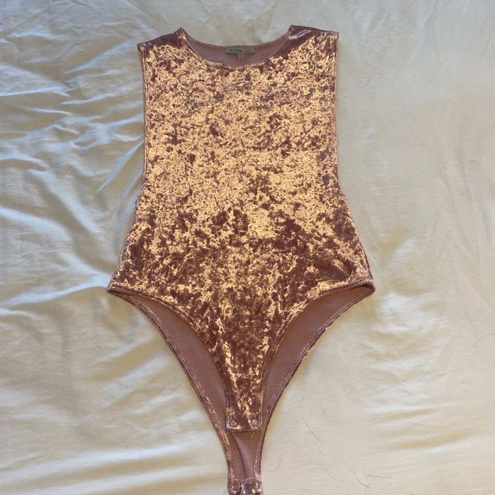 Charolette Russe size small pink velvet body suit